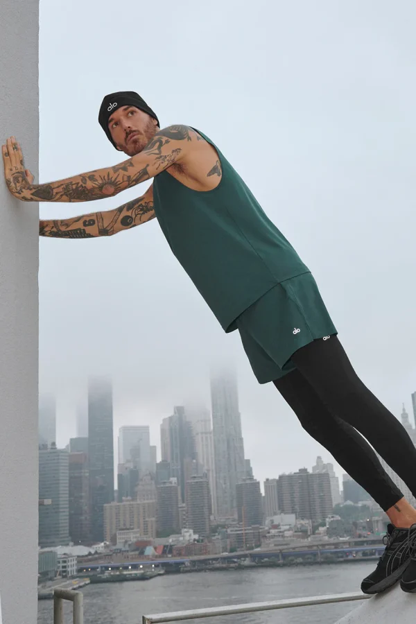 5 Adapt Running Short - Midnight Green