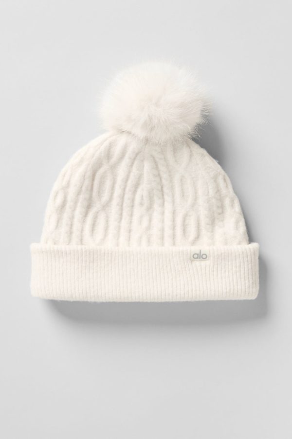 Cable Knit Winter Bliss Beanie ?C Ivory