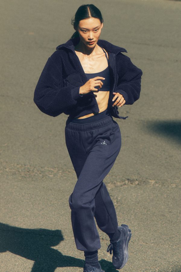 Accolade Sweatpant – Navy