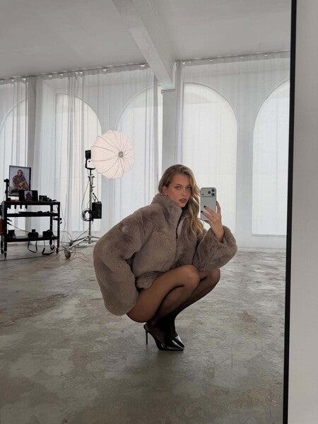 e8befb56-c034-41e6-9c1b-cb55598db6c2