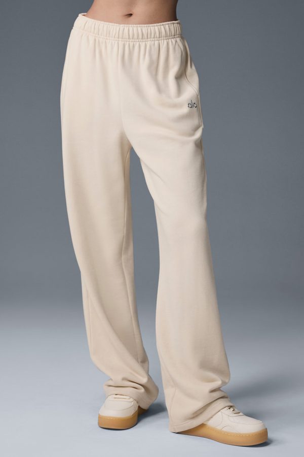 Accolade Straight Leg Sweatpant ?C Oat Milk