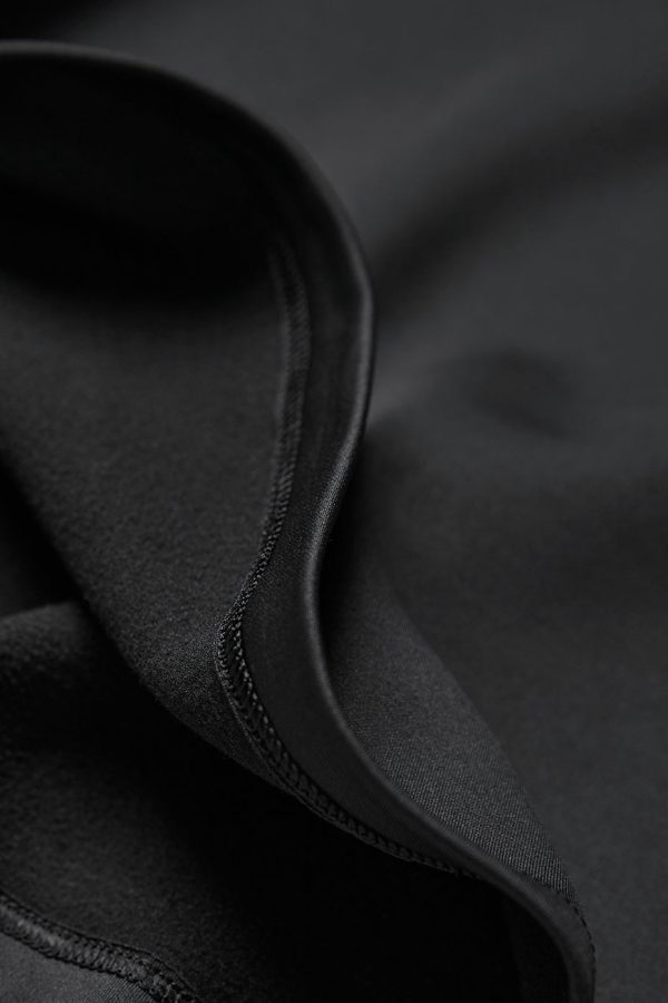 Airbrush Winter Warm Nocturne Long Sleeve ?C Black